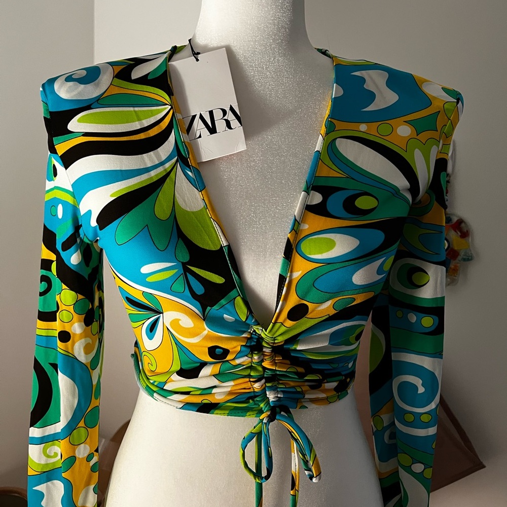 Zara multicolore shirt with shoulder pad “epaulette style”